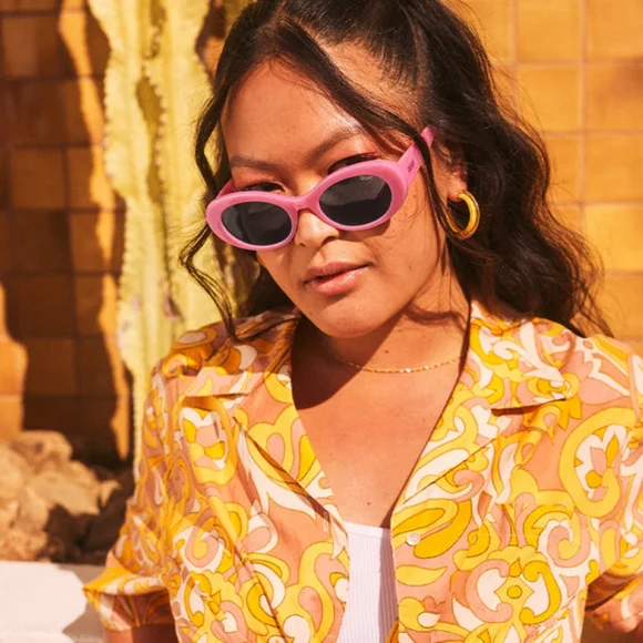 Quay Australia | Accessories | Quay Australia Show Up Pink 